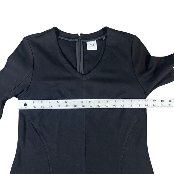 CAbi Claire Black Short Sleeve V-Neck Knit Pencil Sheath Short Dress 3101 Size 6 - Picture 3 of 8